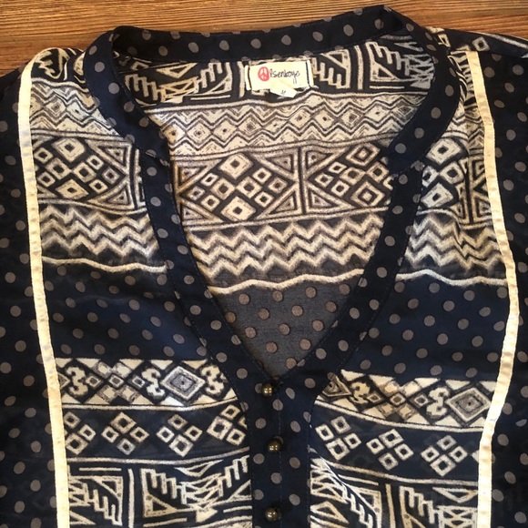 ✨5 for $25✨ Bohemian Button Navy Blouse W Polka Dot - Picture 5 of 8